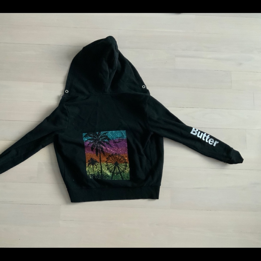 Black Butter Zipup with Sunset Design on Back